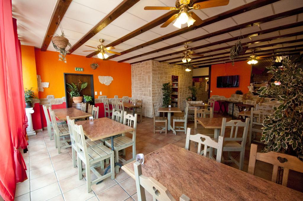 Hotel Bellavista "Bellevue" Saignelegier Ngoại thất bức ảnh